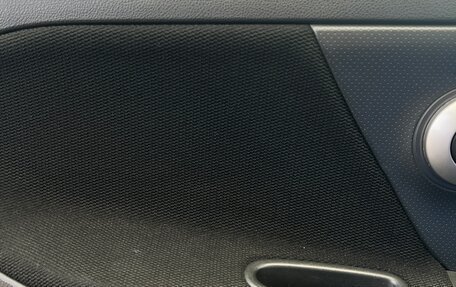 Nissan Note II рестайлинг, 2010 год, 800 000 рублей, 11 фотография
