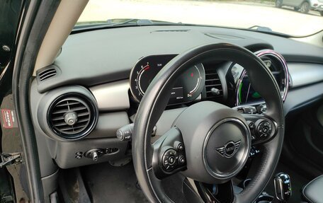 MINI Hatch, 2020 год, 1 900 000 рублей, 10 фотография