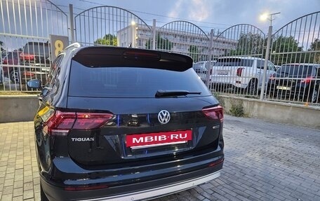Volkswagen Tiguan II, 2018 год, 2 850 000 рублей, 7 фотография