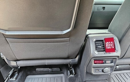 Volkswagen Tiguan II, 2018 год, 2 850 000 рублей, 15 фотография