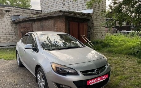 Opel Astra J, 2013 год, 850 000 рублей, 6 фотография