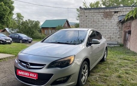 Opel Astra J, 2013 год, 850 000 рублей, 11 фотография