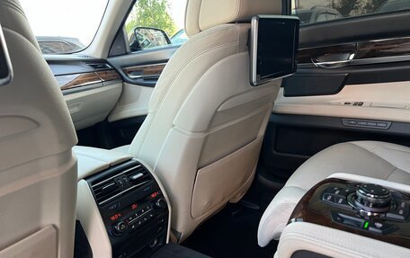BMW 7 серия, 2012 год, 1 400 000 рублей, 17 фотография
