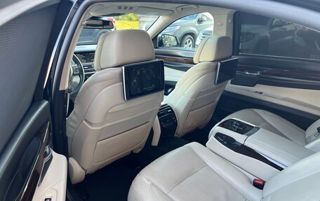 BMW 7 серия, 2012 год, 1 400 000 рублей, 18 фотография