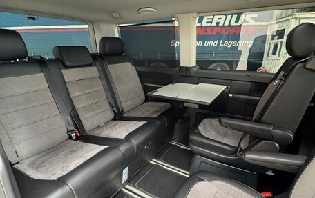 Volkswagen Multivan T6 рестайлинг, 2020 год, 6 200 000 рублей, 5 фотография