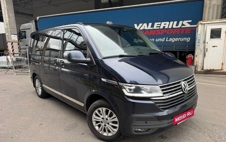 Volkswagen Multivan T6 рестайлинг, 2020 год, 6 200 000 рублей, 4 фотография