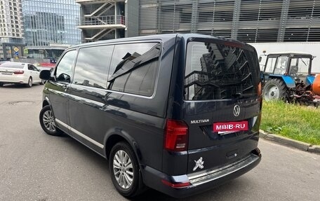 Volkswagen Multivan T6 рестайлинг, 2020 год, 6 200 000 рублей, 2 фотография