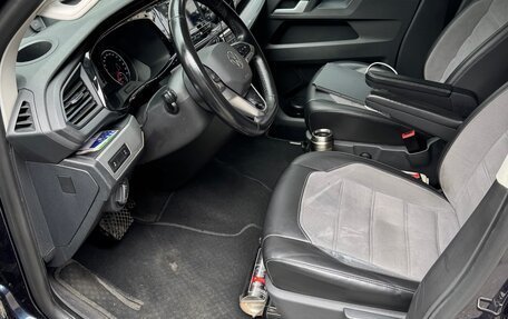 Volkswagen Multivan T6 рестайлинг, 2020 год, 6 200 000 рублей, 11 фотография