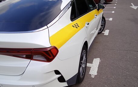 KIA K5, 2020 год, 2 500 000 рублей, 28 фотография