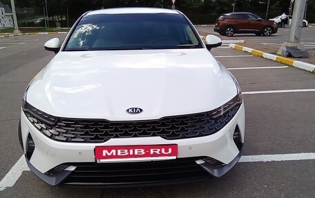 KIA K5, 2020 год, 2 500 000 рублей, 24 фотография