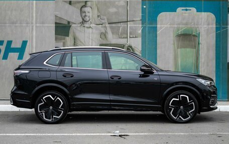 Volkswagen Tiguan, 2024 год, 4 749 000 рублей, 5 фотография