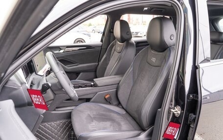 Volkswagen Tiguan, 2024 год, 4 749 000 рублей, 10 фотография