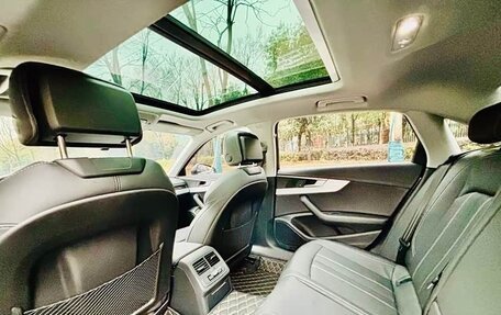 Audi A4, 2022 год, 2 590 000 рублей, 7 фотография