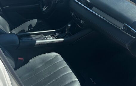 Mazda 6, 2020 год, 2 630 000 рублей, 16 фотография