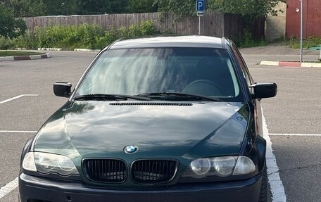 BMW 3 серия, 2000 год, 400 000 рублей, 1 фотография