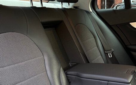 Mercedes-Benz C-Класс, 2015 год, 1 800 000 рублей, 10 фотография