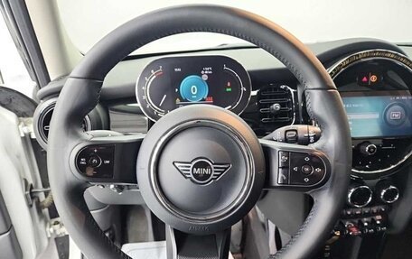 MINI Hatch, 2022 год, 1 900 000 рублей, 10 фотография