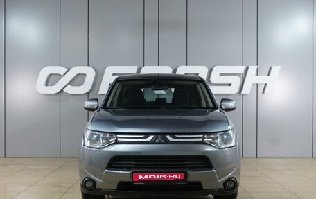 Mitsubishi Outlander III рестайлинг 3, 2013 год, 1 329 000 рублей, 3 фотография
