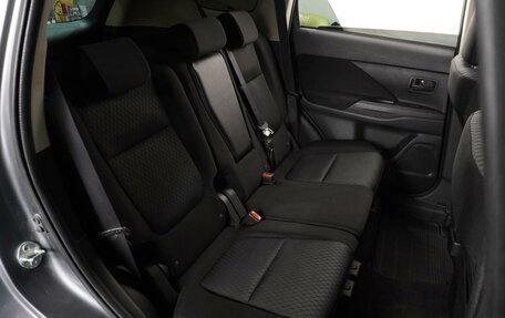 Mitsubishi Outlander III рестайлинг 3, 2013 год, 1 329 000 рублей, 7 фотография