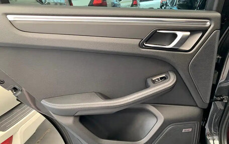 Porsche Macan I рестайлинг, 2021 год, 4 780 596 рублей, 13 фотография