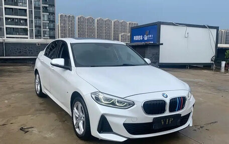 BMW 1 серия, 2020 год, 1 700 000 рублей, 3 фотография
