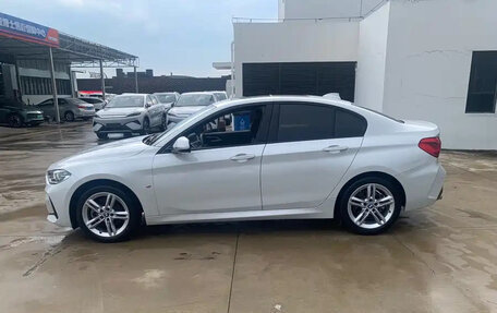 BMW 1 серия, 2020 год, 1 700 000 рублей, 12 фотография
