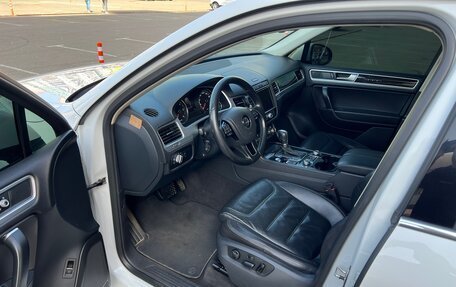 Volkswagen Touareg III, 2015 год, 3 150 000 рублей, 11 фотография