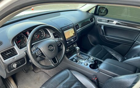 Volkswagen Touareg III, 2015 год, 3 150 000 рублей, 13 фотография
