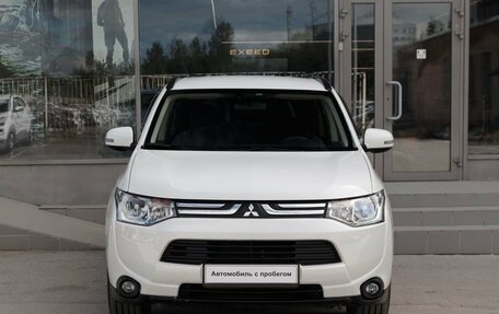 Mitsubishi Outlander III рестайлинг 3, 2012 год, 1 500 000 рублей, 2 фотография