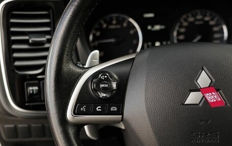 Mitsubishi Outlander III рестайлинг 3, 2012 год, 1 500 000 рублей, 12 фотография