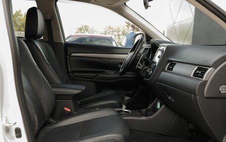Mitsubishi Outlander III рестайлинг 3, 2012 год, 1 500 000 рублей, 20 фотография