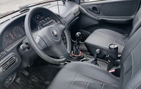 Chevrolet Niva I рестайлинг, 2014 год, 570 000 рублей, 5 фотография