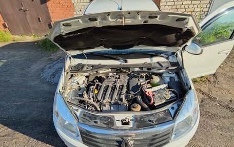 Renault Sandero I, 2013 год, 710 000 рублей, 2 фотография