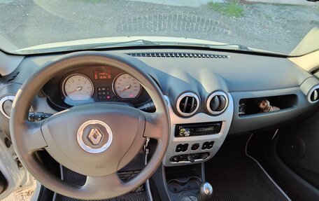 Renault Sandero I, 2013 год, 710 000 рублей, 9 фотография