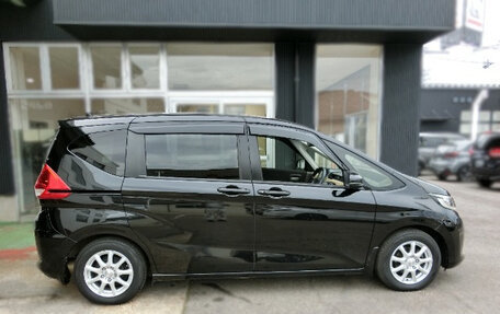 Honda Freed II, 2017 год, 1 160 001 рублей, 4 фотография