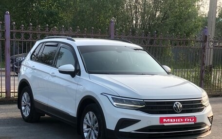 Volkswagen Tiguan II, 2021 год, 3 000 000 рублей, 6 фотография