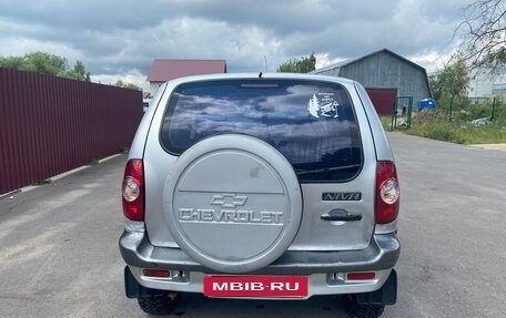 Chevrolet Niva I рестайлинг, 2006 год, 350 000 рублей, 3 фотография