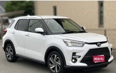 Toyota Raize I, 2022 год, 960 000 рублей, 3 фотография