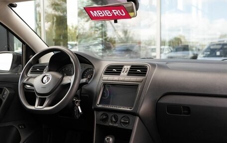 Volkswagen Polo VI (EU Market), 2018 год, 1 130 000 рублей, 10 фотография