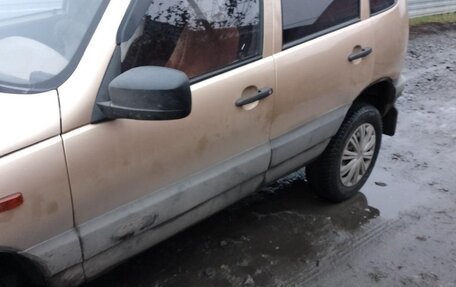 Chevrolet Niva I рестайлинг, 2006 год, 380 000 рублей, 2 фотография
