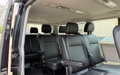 Volkswagen Caravelle T6 рестайлинг, 2018 год, 3 100 000 рублей, 20 фотография