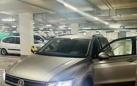 Volkswagen Tiguan II, 2019 год, 2 550 000 рублей, 2 фотография