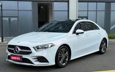 Mercedes-Benz A-Класс, 2020 год, 1 600 000 рублей, 1 фотография