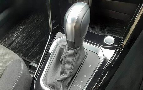 Volkswagen T-Roc I, 2022 год, 1 322 222 рублей, 14 фотография