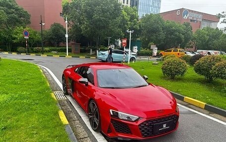 Audi R8, 2021 год, 11 900 006 рублей, 2 фотография