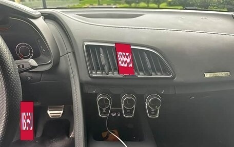 Audi R8, 2021 год, 11 900 006 рублей, 11 фотография