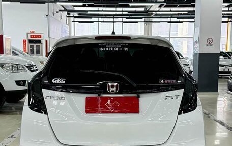 Honda Fit, 2020 год, 850 000 рублей, 6 фотография