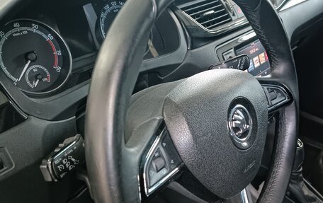Skoda Rapid I, 2017 год, 1 250 000 рублей, 8 фотография
