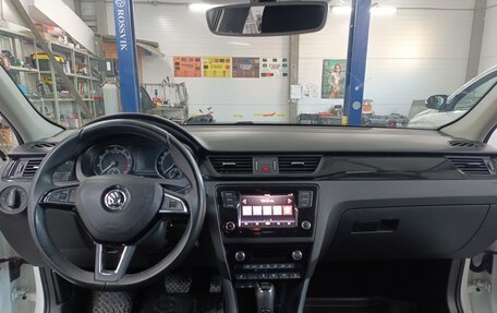 Skoda Rapid I, 2017 год, 1 250 000 рублей, 10 фотография