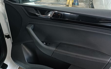 Skoda Rapid I, 2017 год, 1 250 000 рублей, 14 фотография